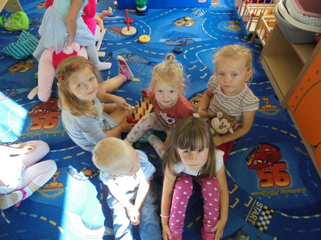 WITAMY PRZEDSZKOLE WITAMY PRZEDSZKOLE