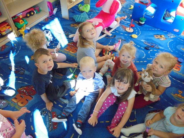 WITAMY PRZEDSZKOLE WITAMY PRZEDSZKOLE