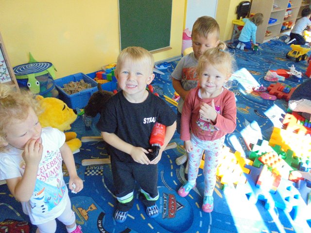 WITAMY PRZEDSZKOLE WITAMY PRZEDSZKOLE