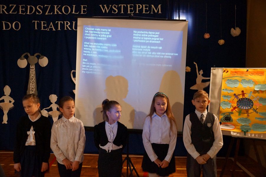 W Szkole Podstawowej w Dunowie pamiętamy o prawach wszystkich dzieci W Szkole Podstawowej w Dunowie pamiętamy o prawach wszystkich dzieci