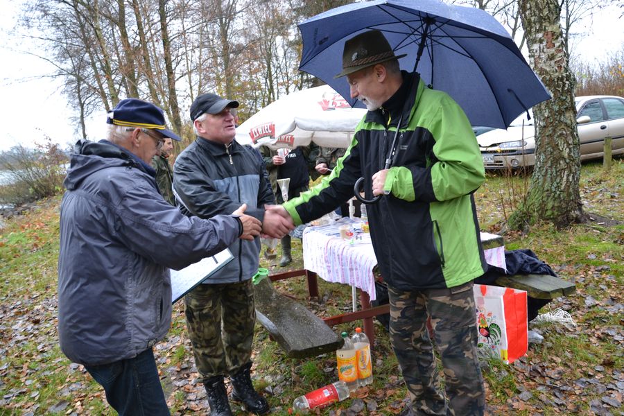 Puchar Wójta w zawodach wędkarskich Puchar Wójta w zawodach wędkarskich