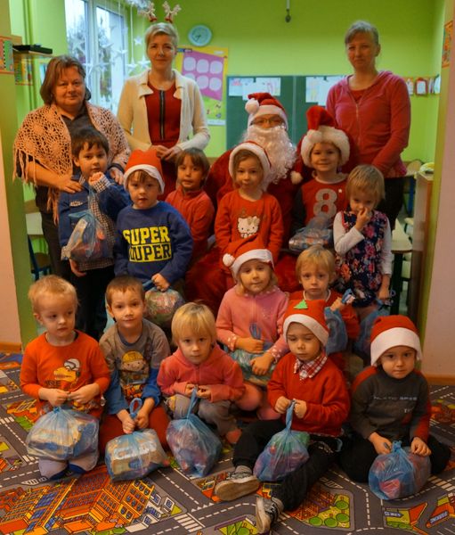 Święty Mikołaj w Szkole Podstawowej w Dunowie Święty Mikołaj w Szkole Podstawowej w Dunowie