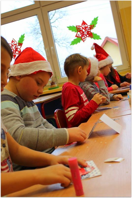 Warsztaty scrapbookingu w kl. 2 i 3 w SP Dunowo