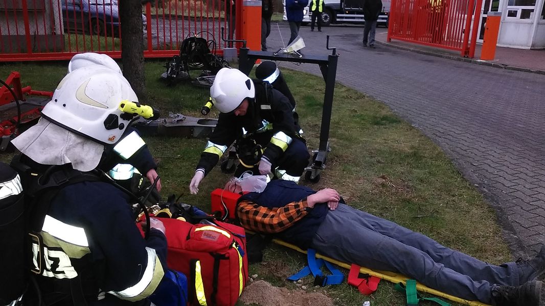 Ewakuacja pracowników przedsiębiorstwa HAKO Technology Ewakuacja pracowników przedsiębiorstwa HAKO Technology