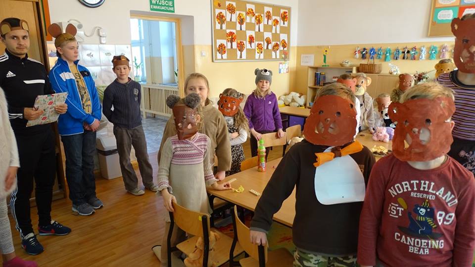 „Misiowe” Andrzejki w Szkole Podstawowej w Konikowie „Misiowe” Andrzejki w Szkole Podstawowej w Konikowie