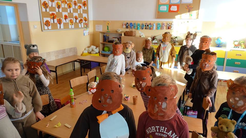 „Misiowe” Andrzejki w Szkole Podstawowej w Konikowie „Misiowe” Andrzejki w Szkole Podstawowej w Konikowie