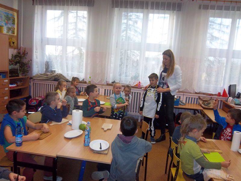 „Zdrowe - nietrudne” w Szkole Podstawowej w Konikowie 