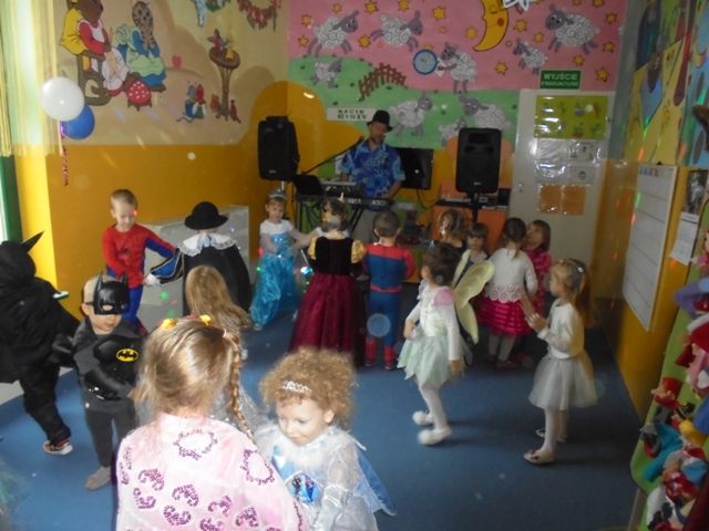 Karnawał w przedszkolu Karnawał w przedszkolu