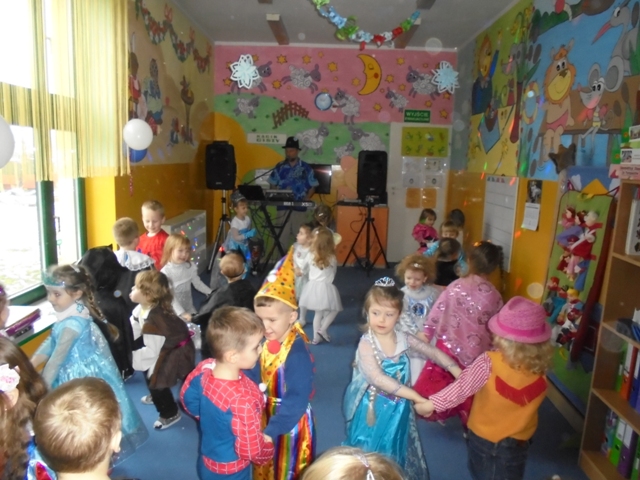 Karnawał w przedszkolu Karnawał w przedszkolu