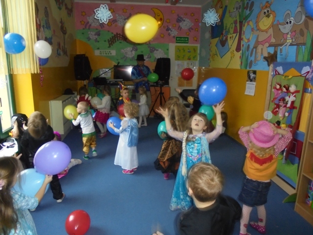 Karnawał w przedszkolu Karnawał w przedszkolu