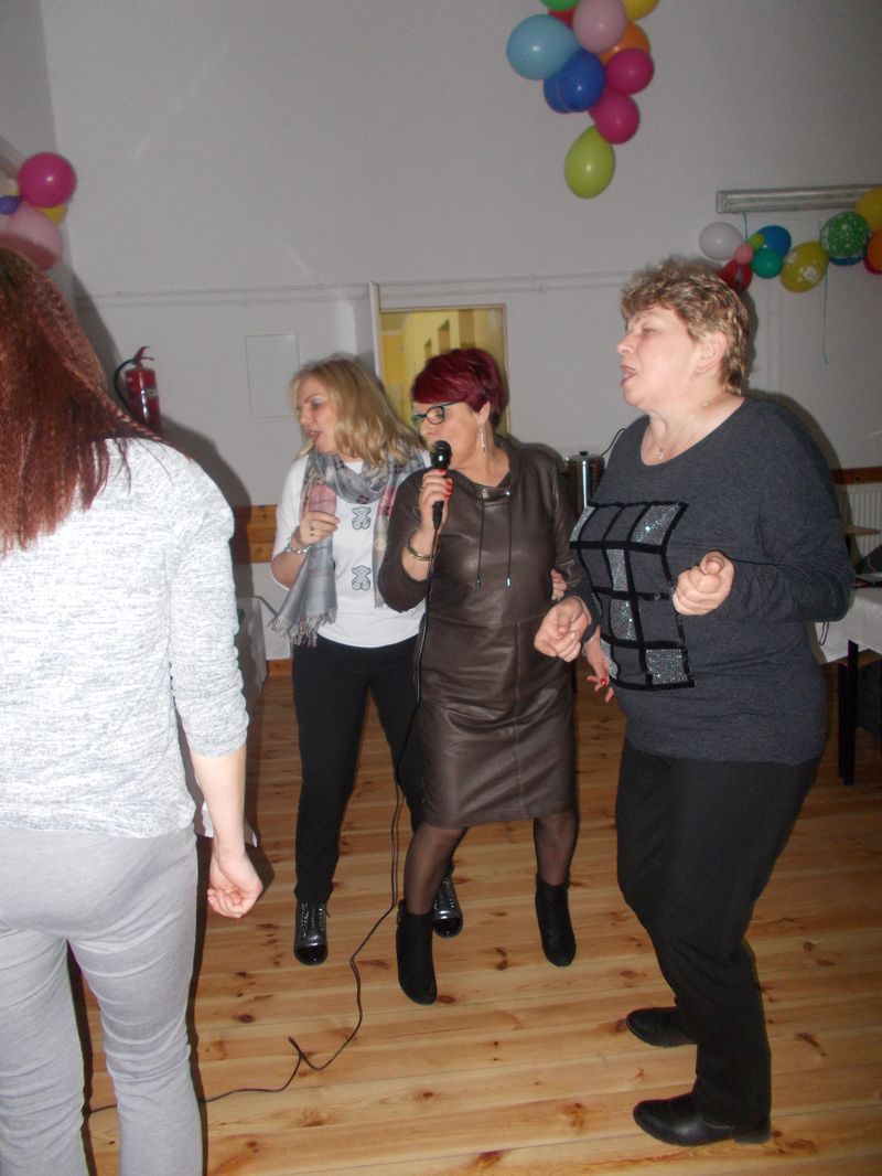 Dzień Kobiet w Niekłonicac Dzień Kobiet w Niekłonicac