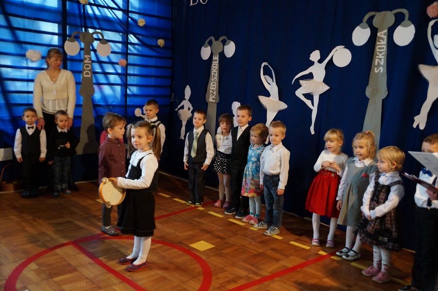 Pasowanie na przedszkolaka w Szkole Podstawowej w Dunowie