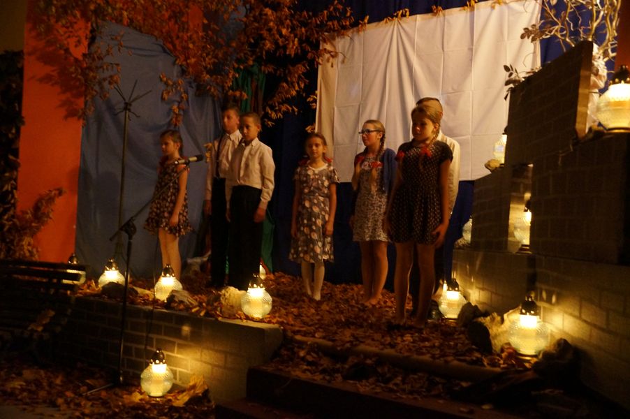 Tradycyjny wieczorek poetycki w Szkole Podstawowej w Dunowie