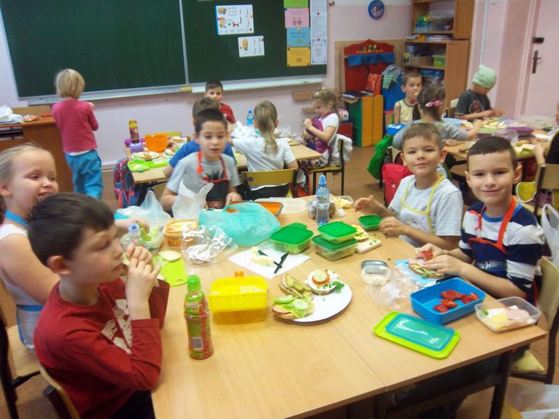 „Śniadanie daje moc” w Szkole Podstawowej w Konikowie