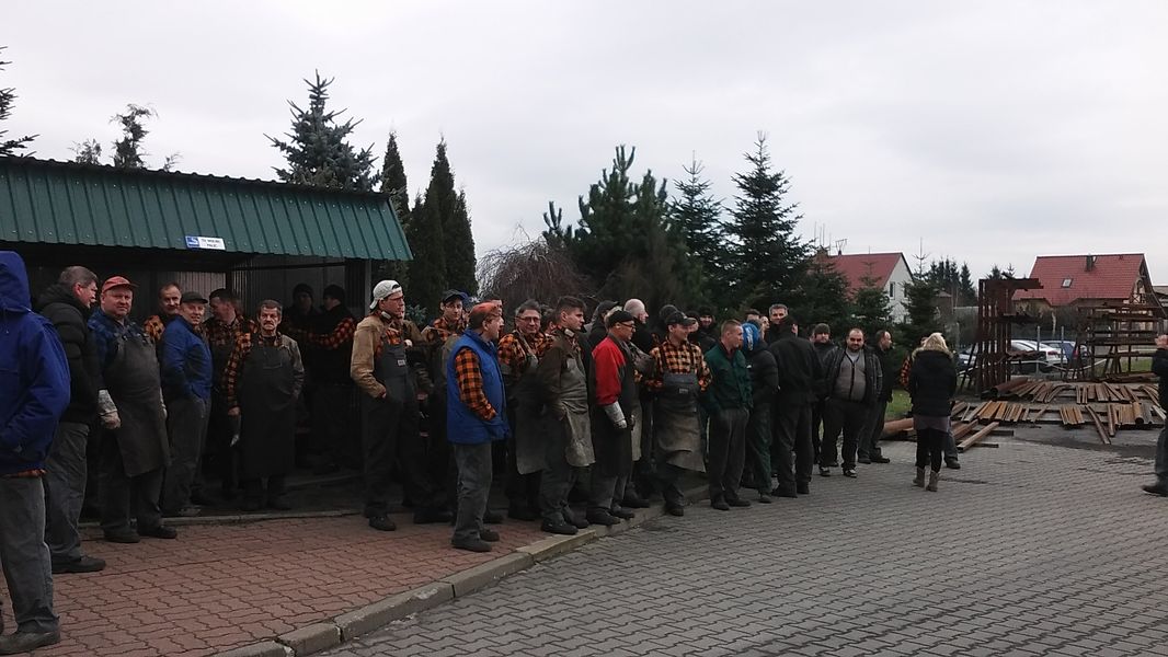 Ewakuacja pracowników przedsiębiorstwa HAKO Technology