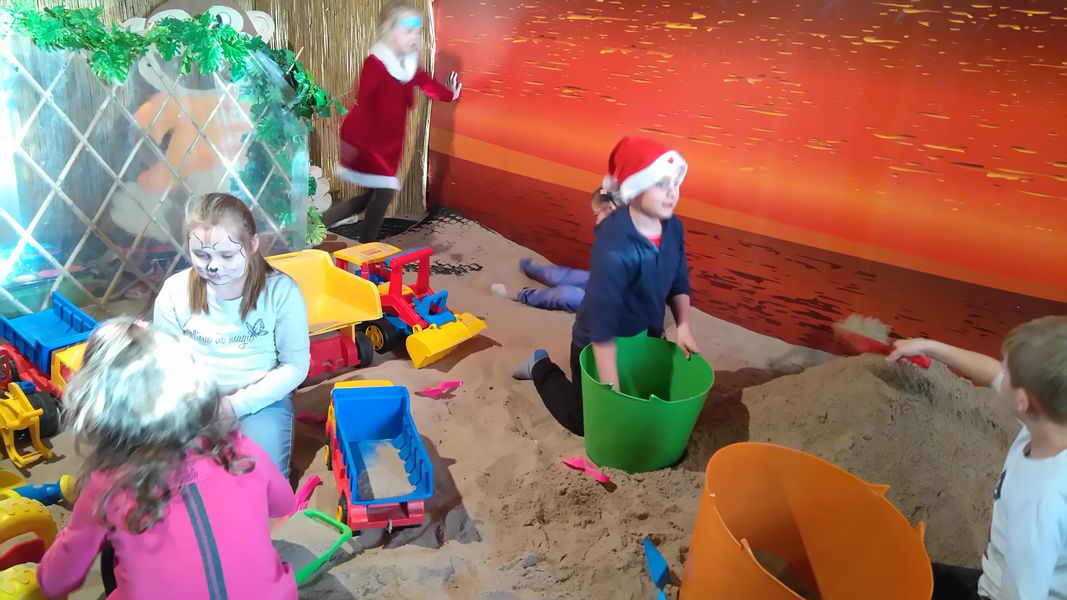 Uczniowie SP Konikowo w „Madagaskarze”